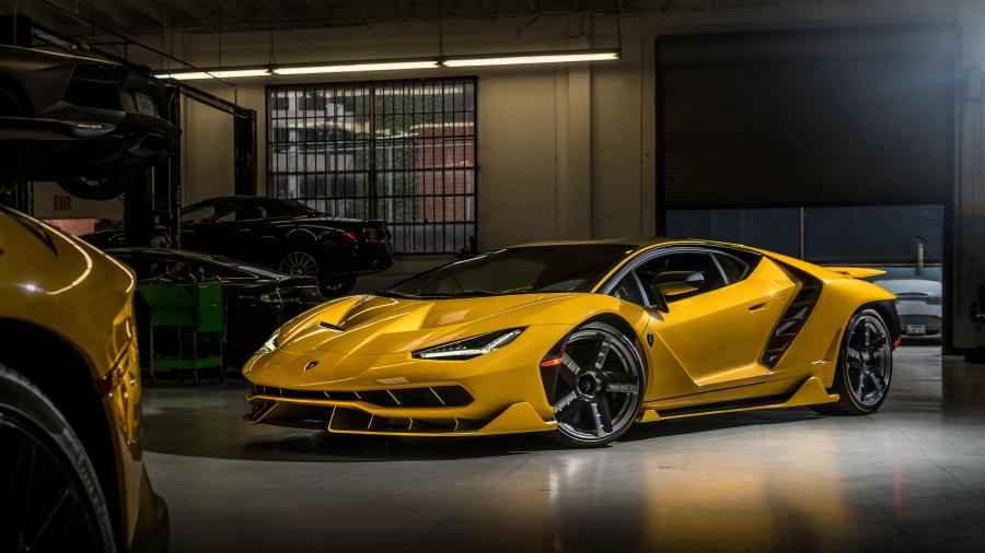  Lamborghini Centenario Coupe 2016 года  (NA) (фото 6 из 30)
